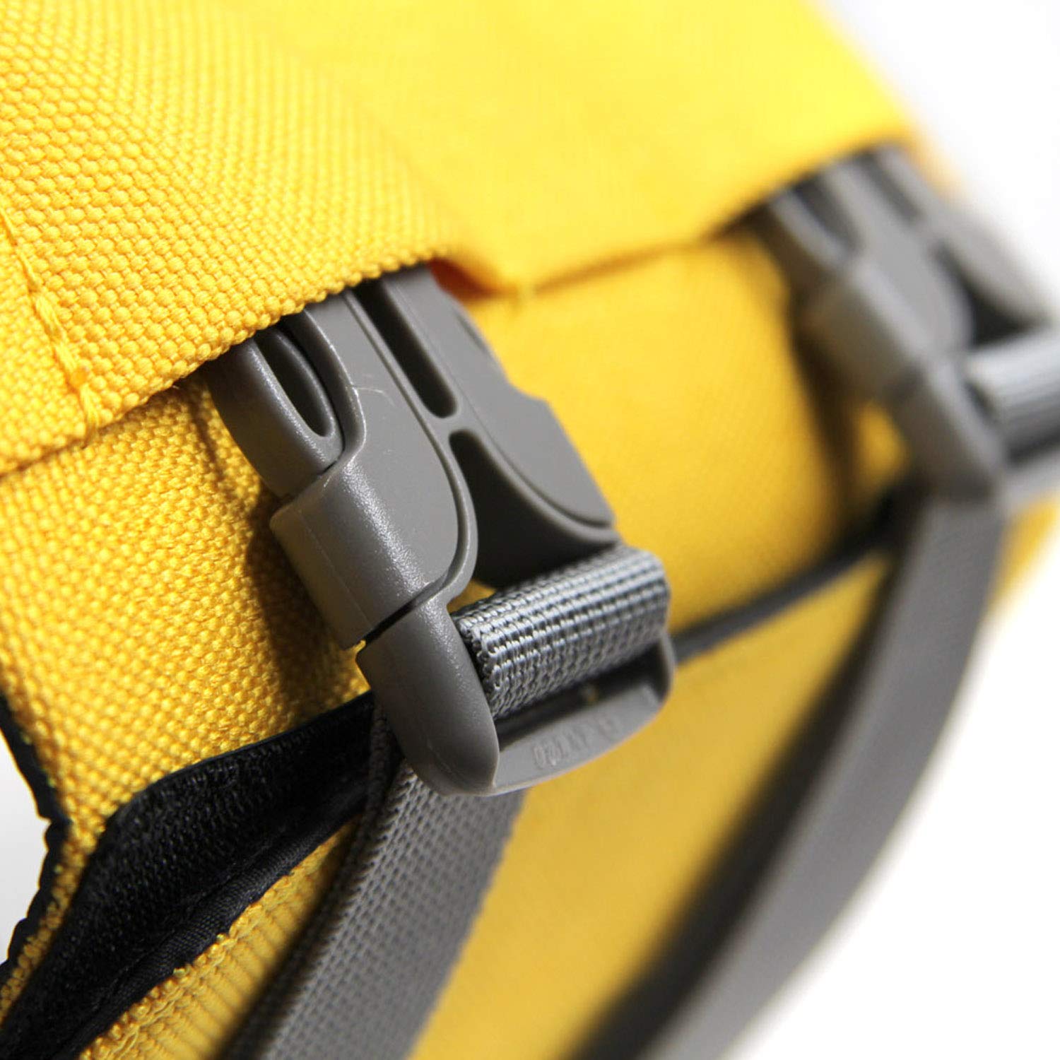 dog life jackets from saltydogs.com.au